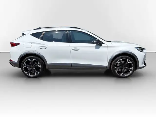 Cupra Formentor view 5