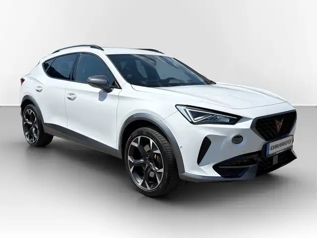 Cupra Formentor view 3