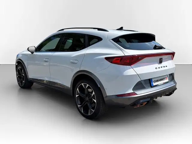 Cupra Formentor view 9