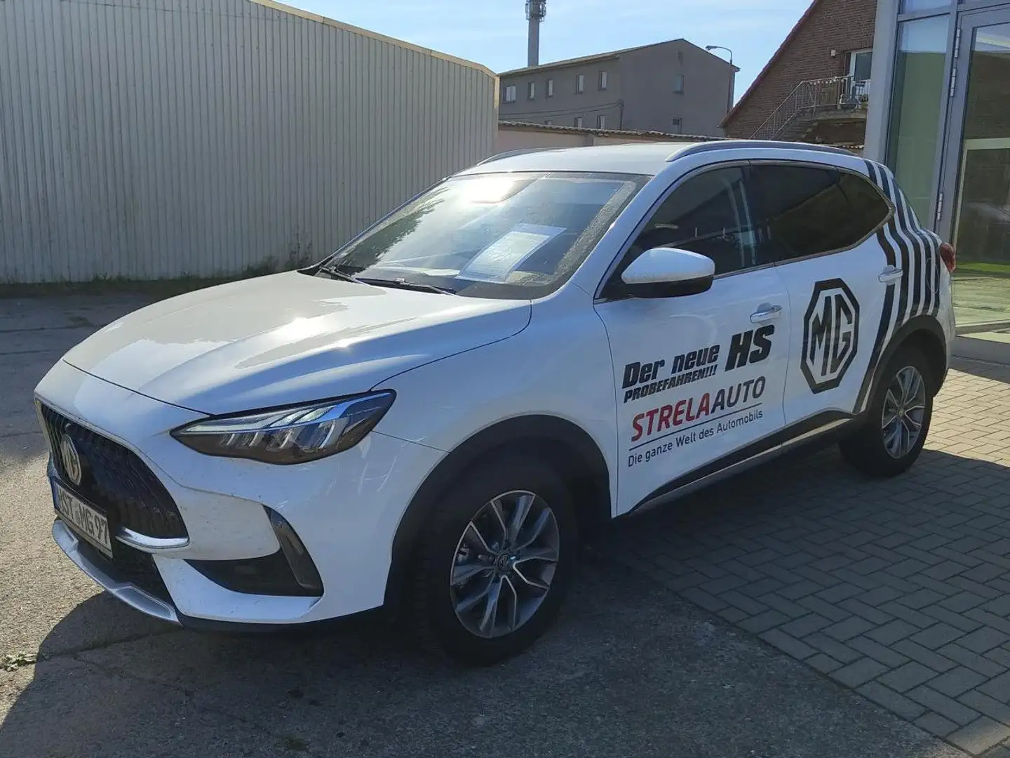 MG HS 1.5T-GDI Comfort Automatik Bluetooth Navi Blanc - 1