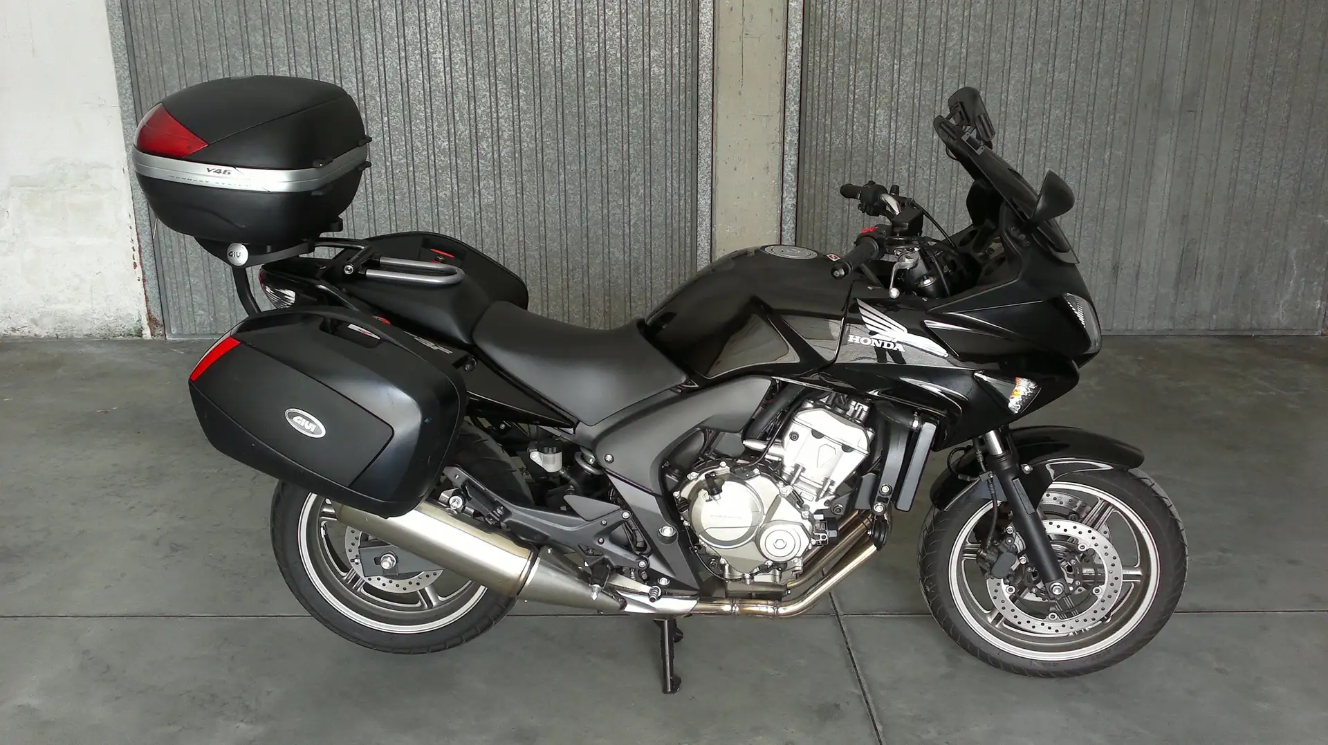 Honda CBF 600 S (2009) Negro - 1