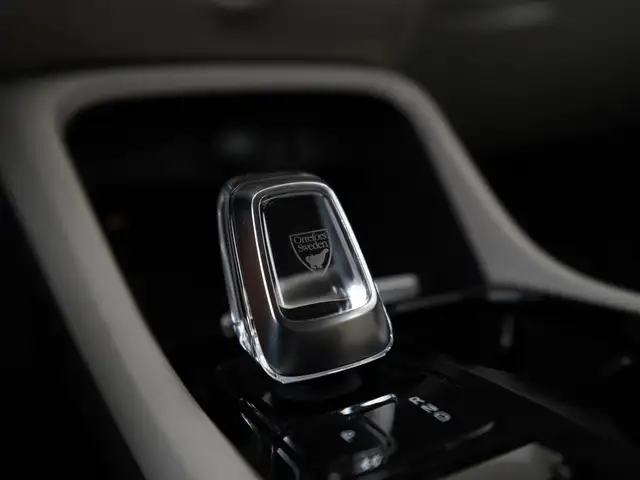 Volvo XC40 view 13