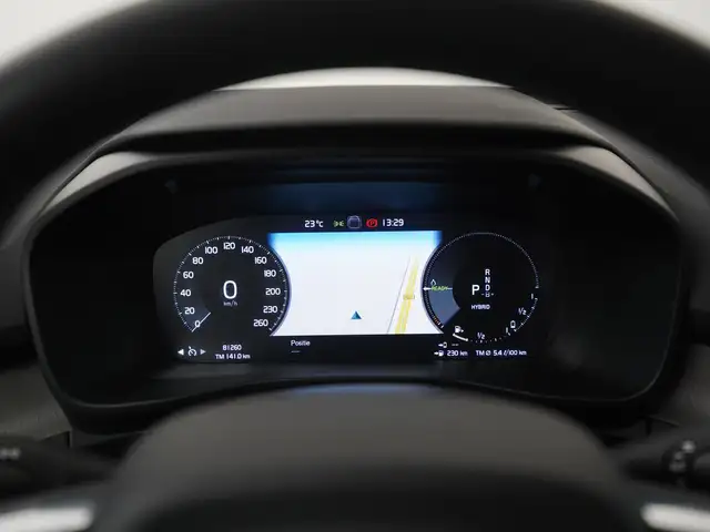 Volvo XC40 view 10