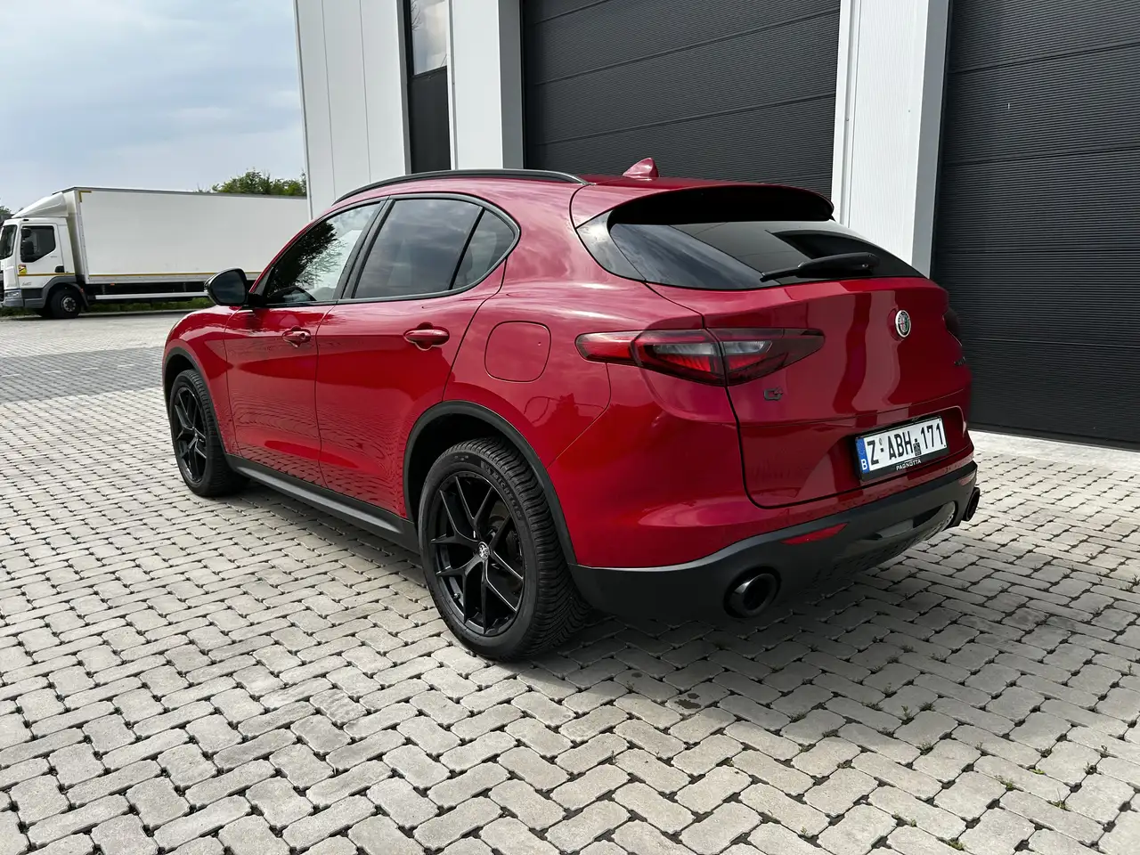 Alfa Romeo Stelvio Stelvio 2.0 T AWD (lichte Vracht) — foto 4