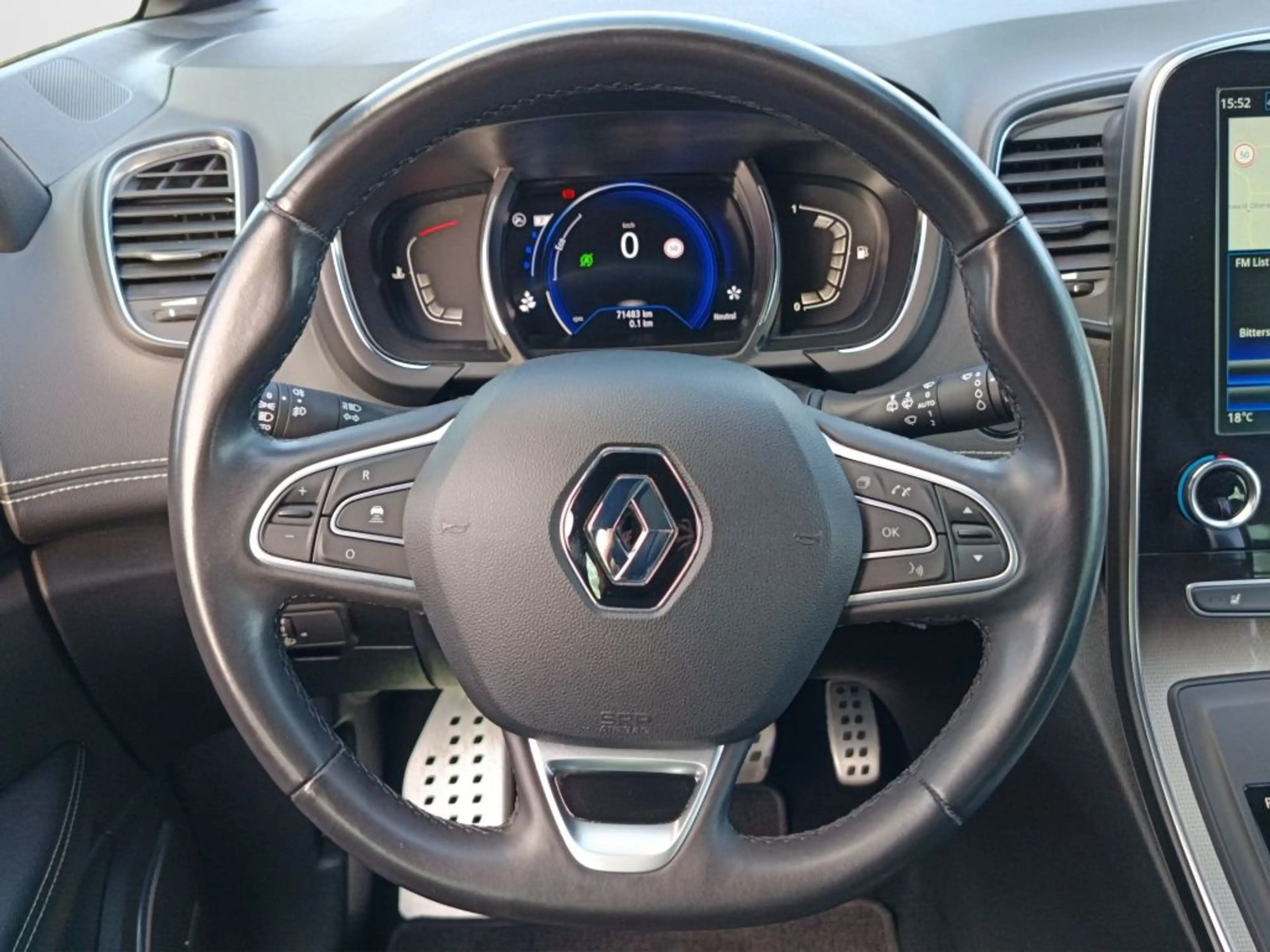 Renault Grand Scenic TCe160 EDC EXECUTIVE Bose Soundsystem + Panorama G — photo 8
