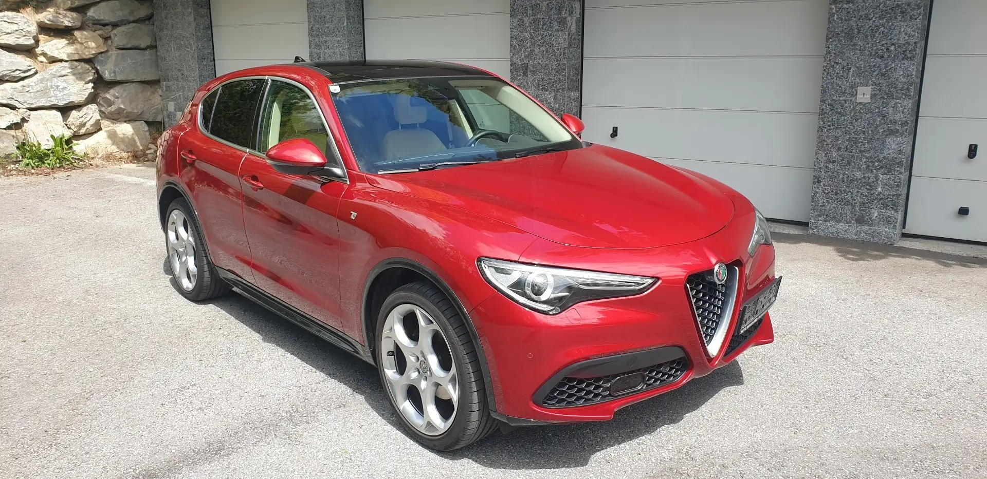 Alfa Romeo Stelvio 2.0 Turbo 16V AT8-Q4 6C Villa dEste Rot - 2