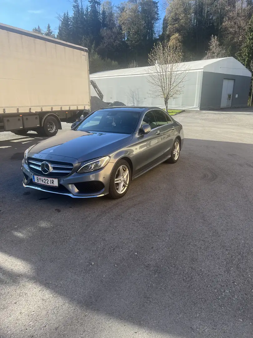Mercedes-Benz C 220 d 4Matic 9G-TRONIC AMG Line Grau - 1
