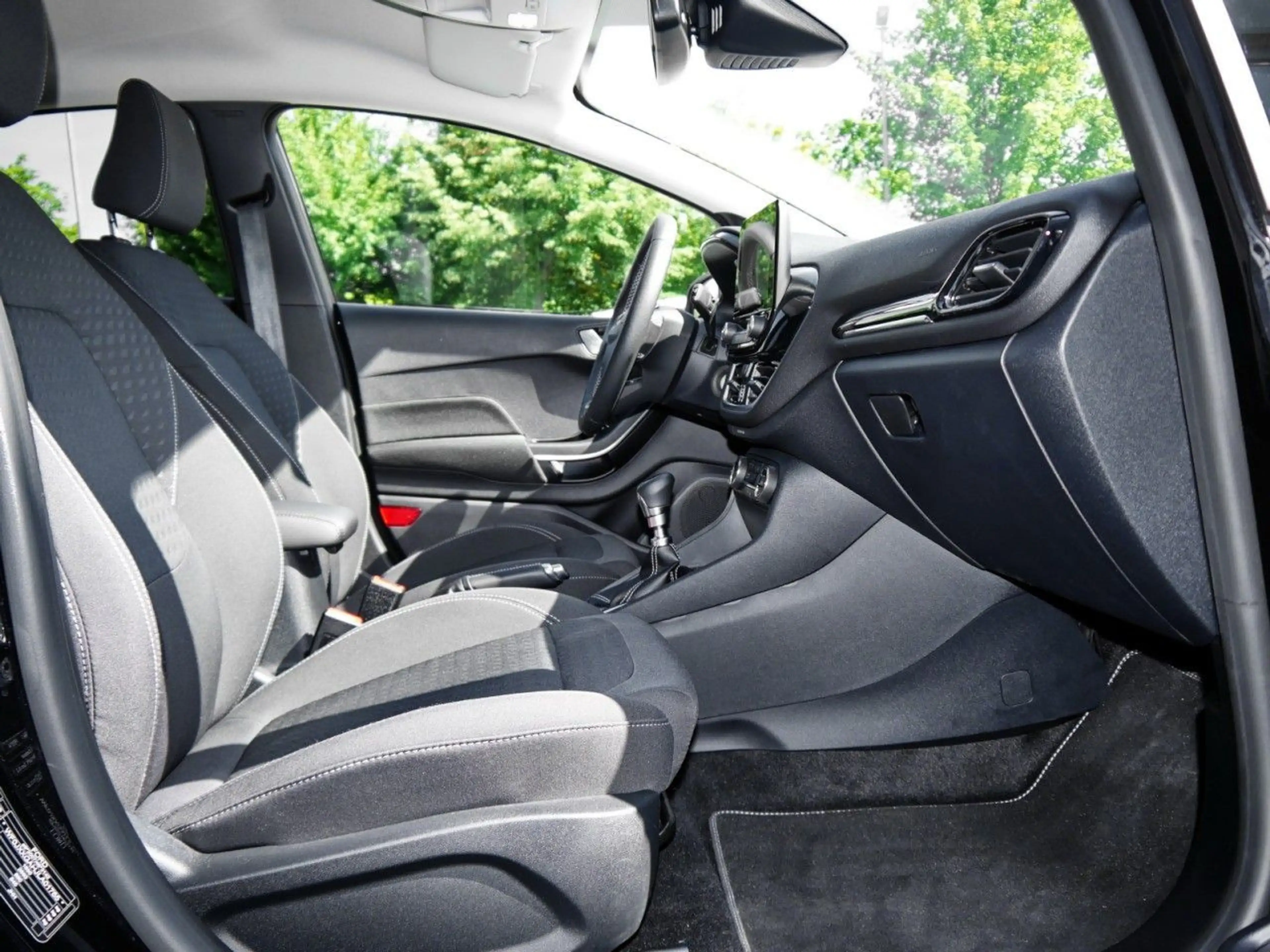 Ford Fiesta Titanium 1.0 EcoBoost Navi+DAB+ACC+Sitzh. — photo 5