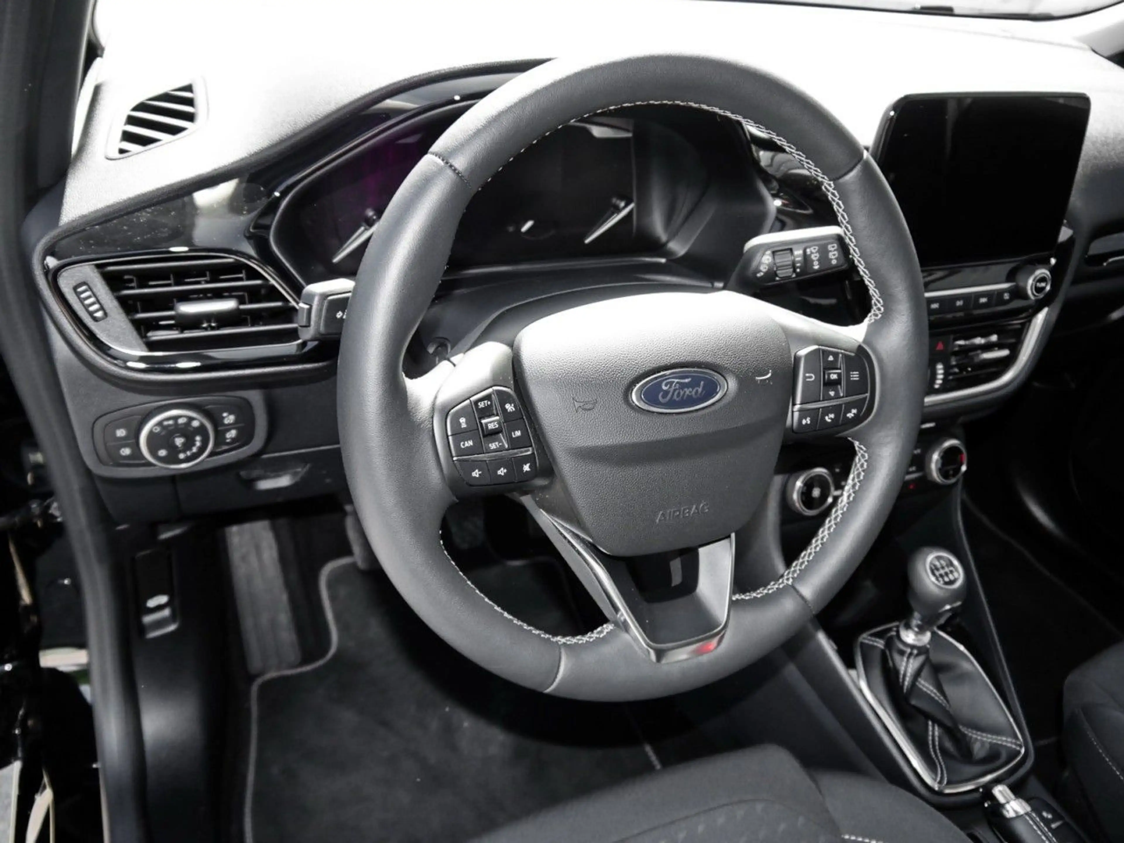 Ford Fiesta Titanium 1.0 EcoBoost Navi+DAB+ACC+Sitzh. — photo 14