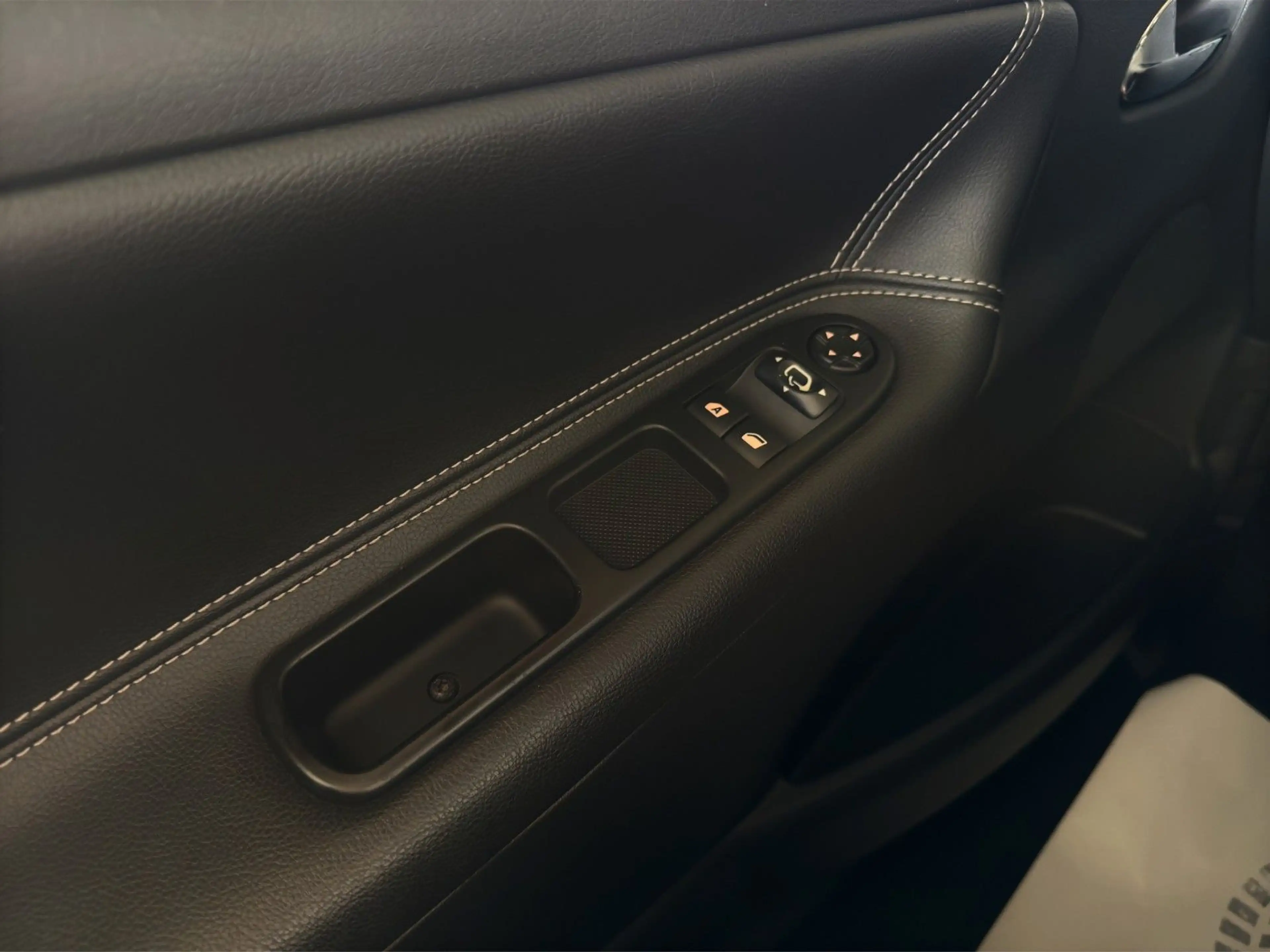 Peugeot 207 CC Cabrio-Coupe Allure *Garantie*SHZ*Klima* — photo 38