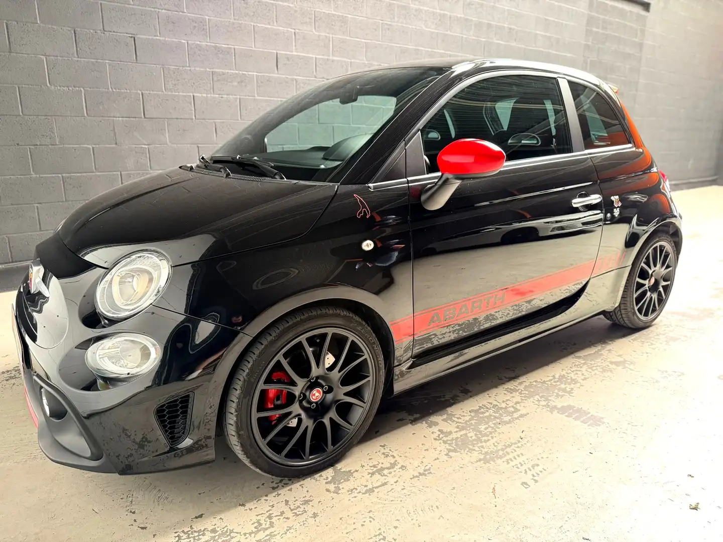 Abarth 595 Turismo 1.4 T-Jet - GARANTIE 12 à 48 mois Noir - 2