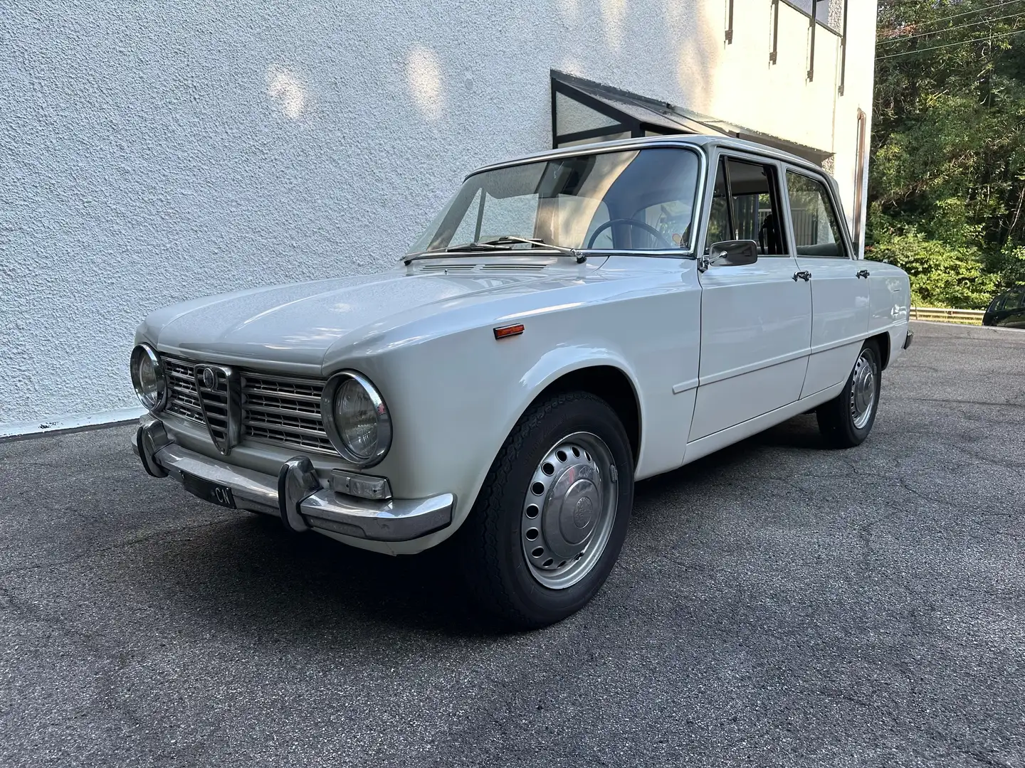 Alfa Romeo Giulia 1300 TI Blanc - 2