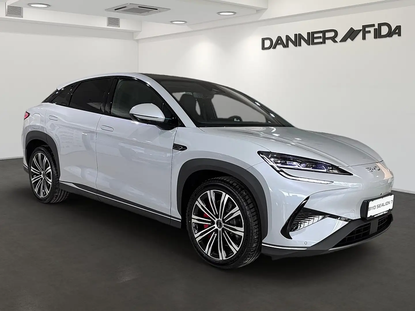 BYD Sealion 7 Excellence Österreich Paket 91.5 kWh AWD Gri - 2