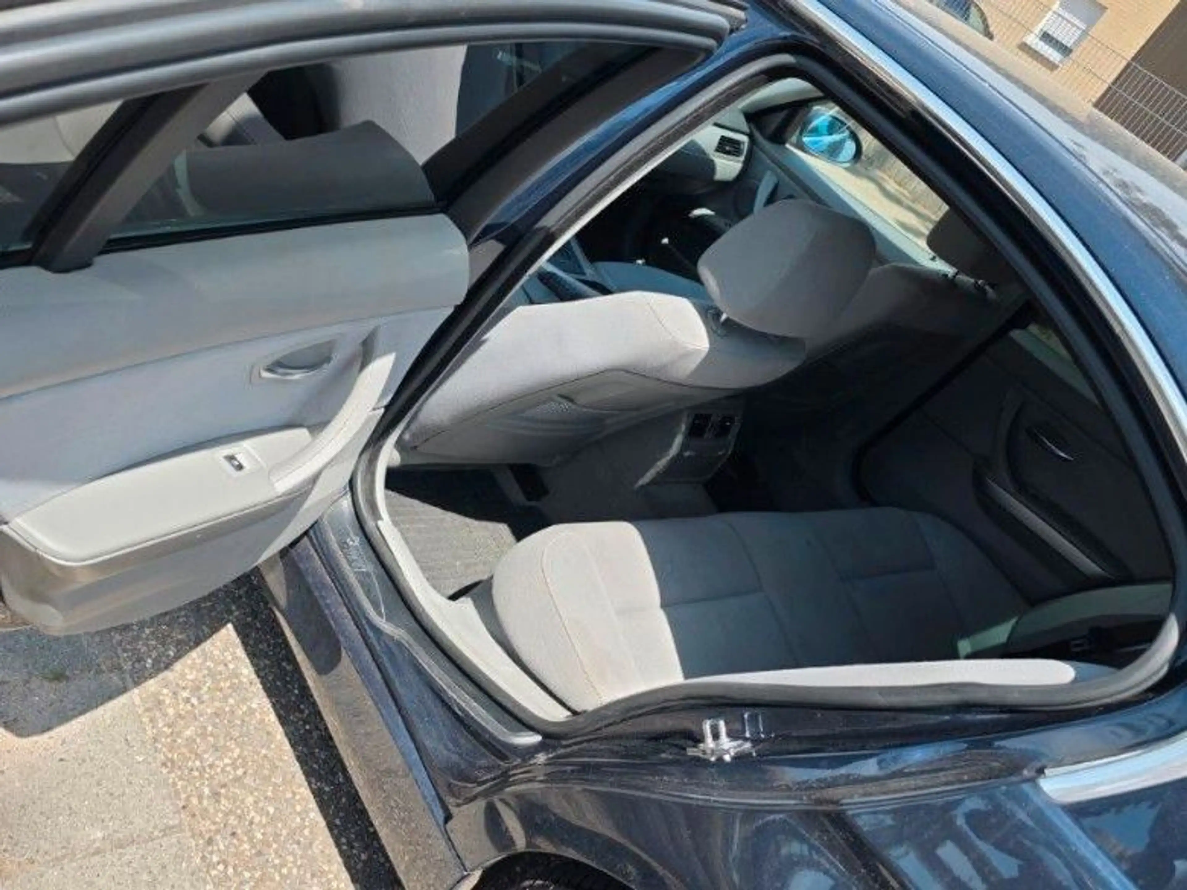 BMW 325 i 3 Limousine M Paket TÜV NEU Garantie — photo 11