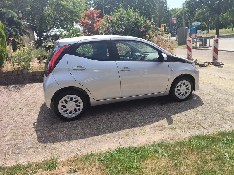 Toyota Aygo 1.0 5-drs, Airco, Navi via App, Camera. — photo 4