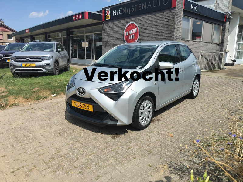 Toyota Aygo 1.0 5-drs, Airco, Navi via App, Camera.
