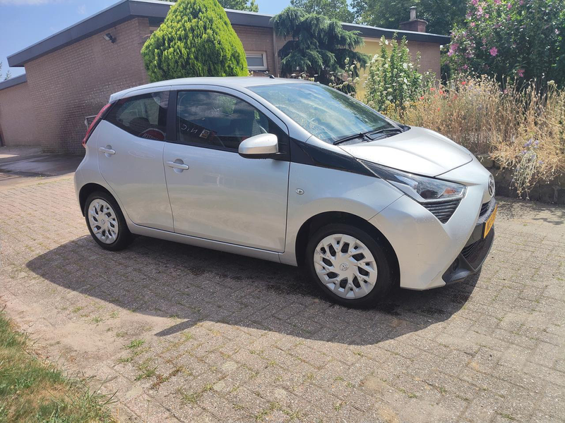 Toyota Aygo 1.0 5-drs, Airco, Navi via App, Camera. — photo 3
