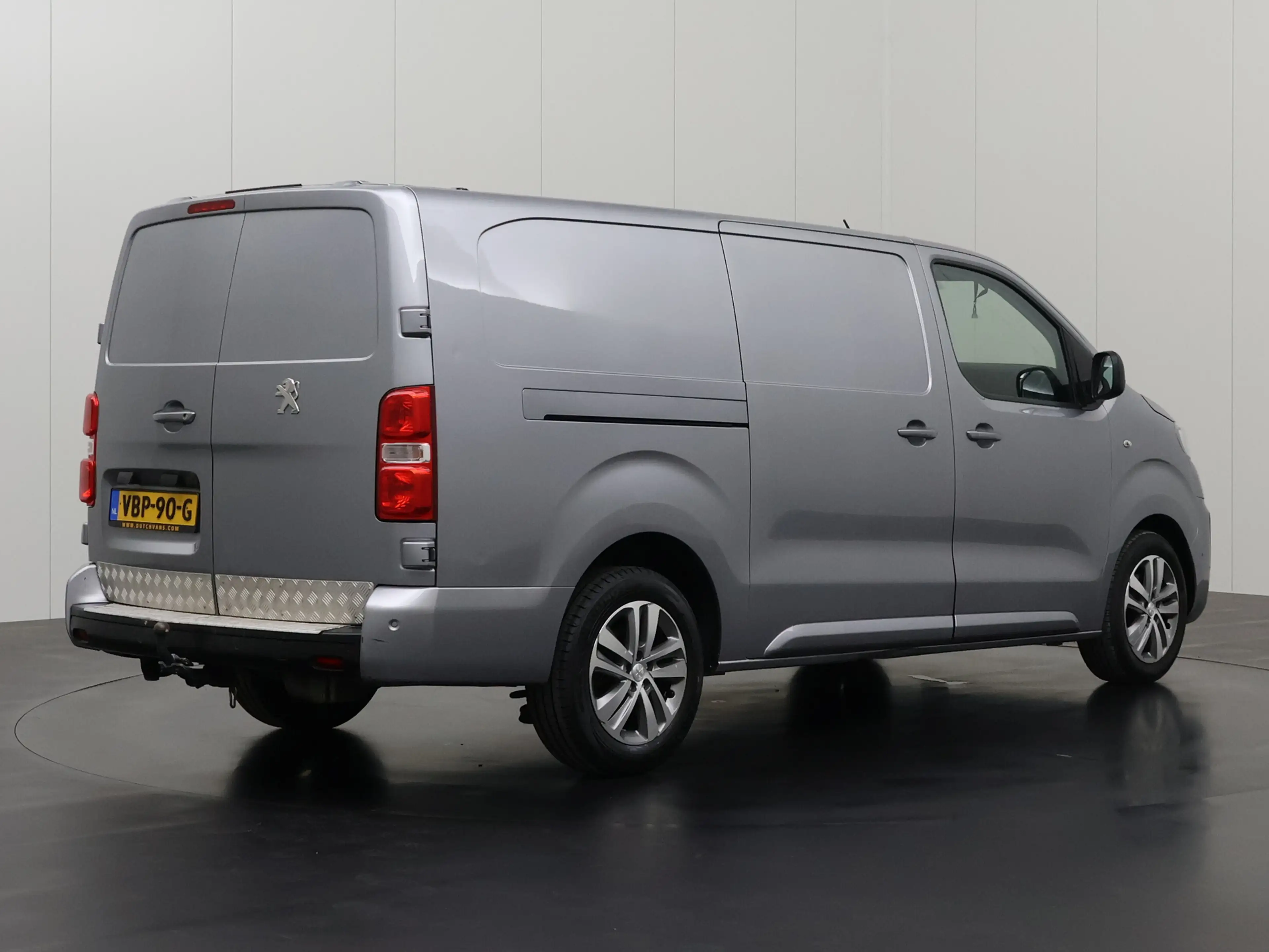 Peugeot Expert 2.0BlueHDI 180PK Automaat XXL Asphalt | Multimedia — photo 2