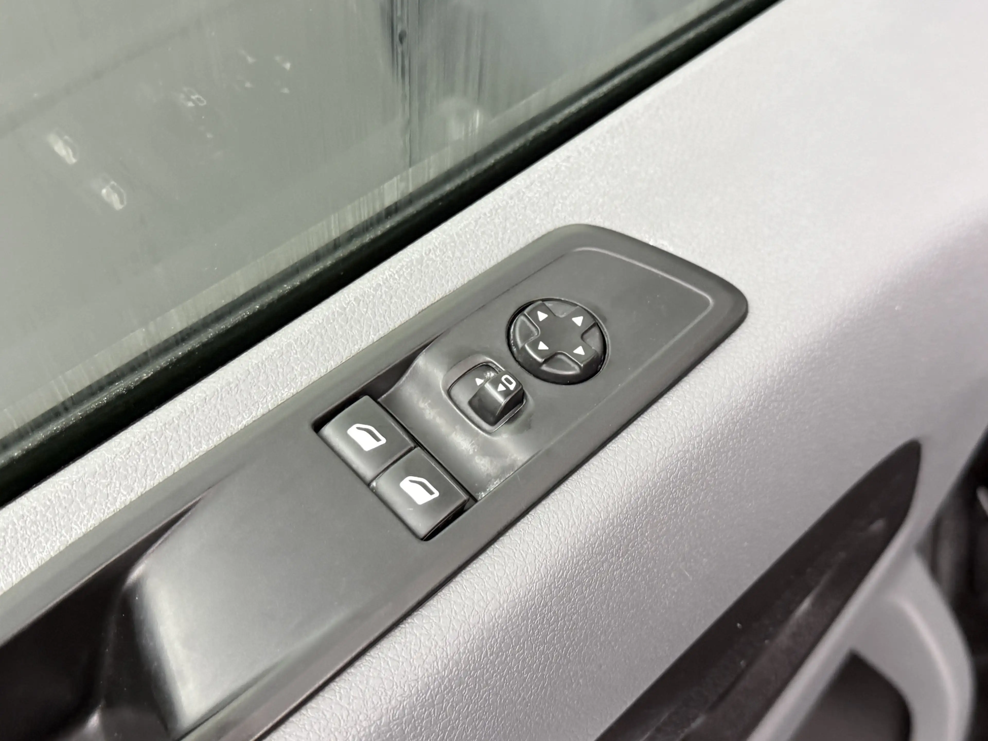 Peugeot Expert 2.0BlueHDI 180PK Automaat XXL Asphalt | Multimedia — photo 8