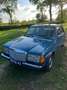 Mercedes-Benz 200 E Limousine Bleu - thumbnail 1