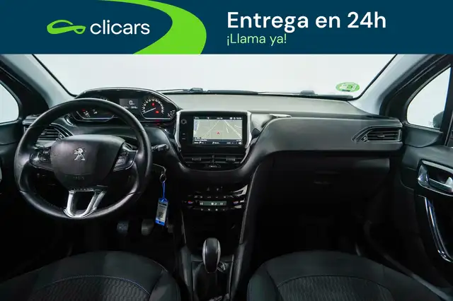 Peugeot 208 view 13