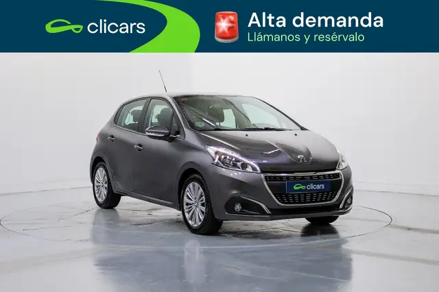 Peugeot 208 view 3