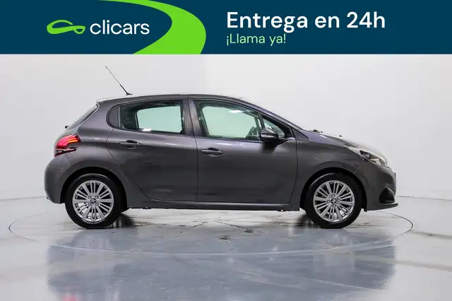 Peugeot 208 view 7