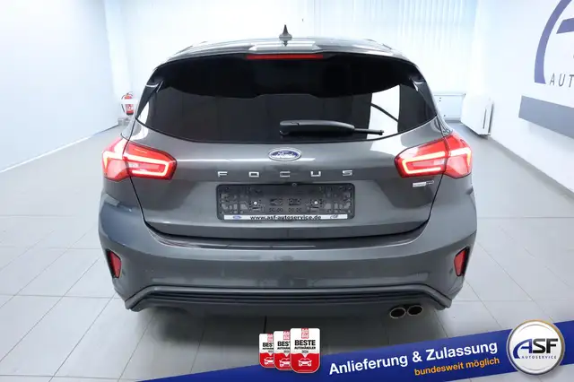 Ford Focus view 8