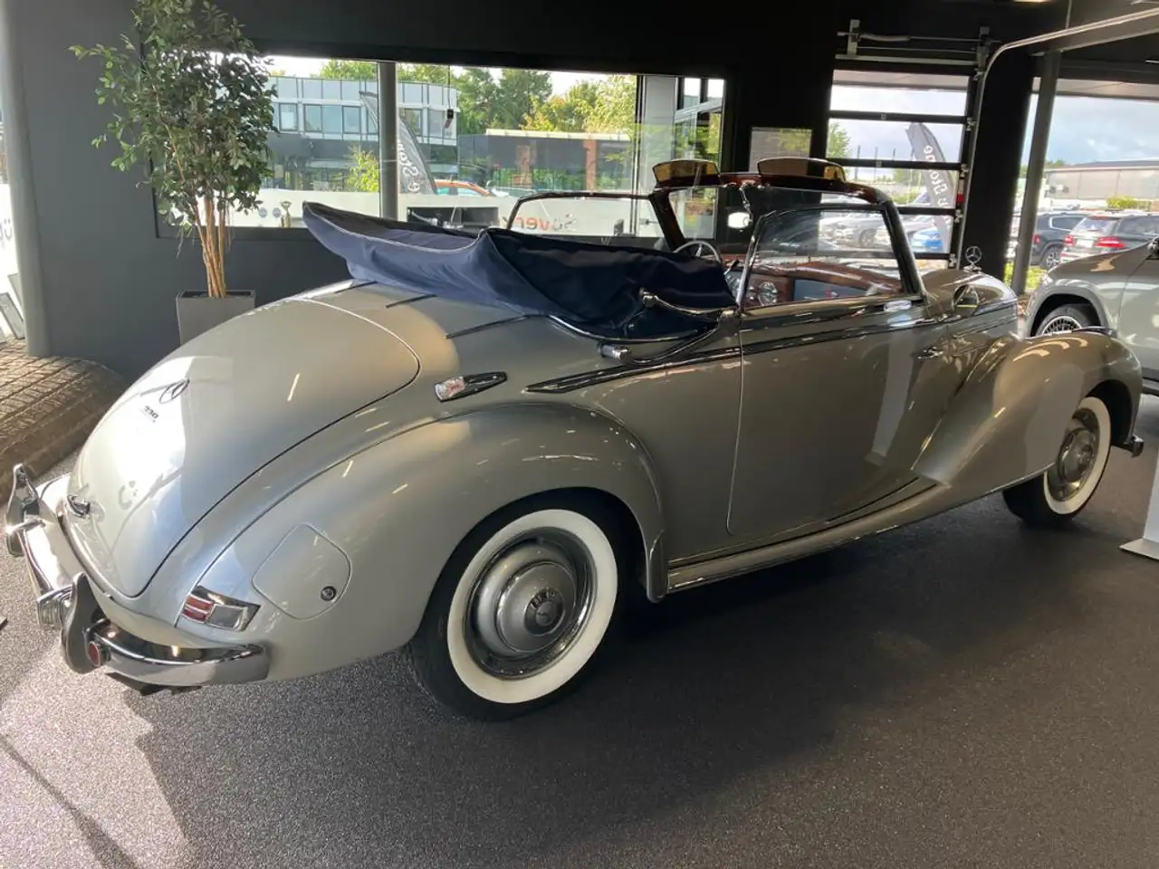 Mercedes-Benz 220 Cabrio KOM, foto 4
