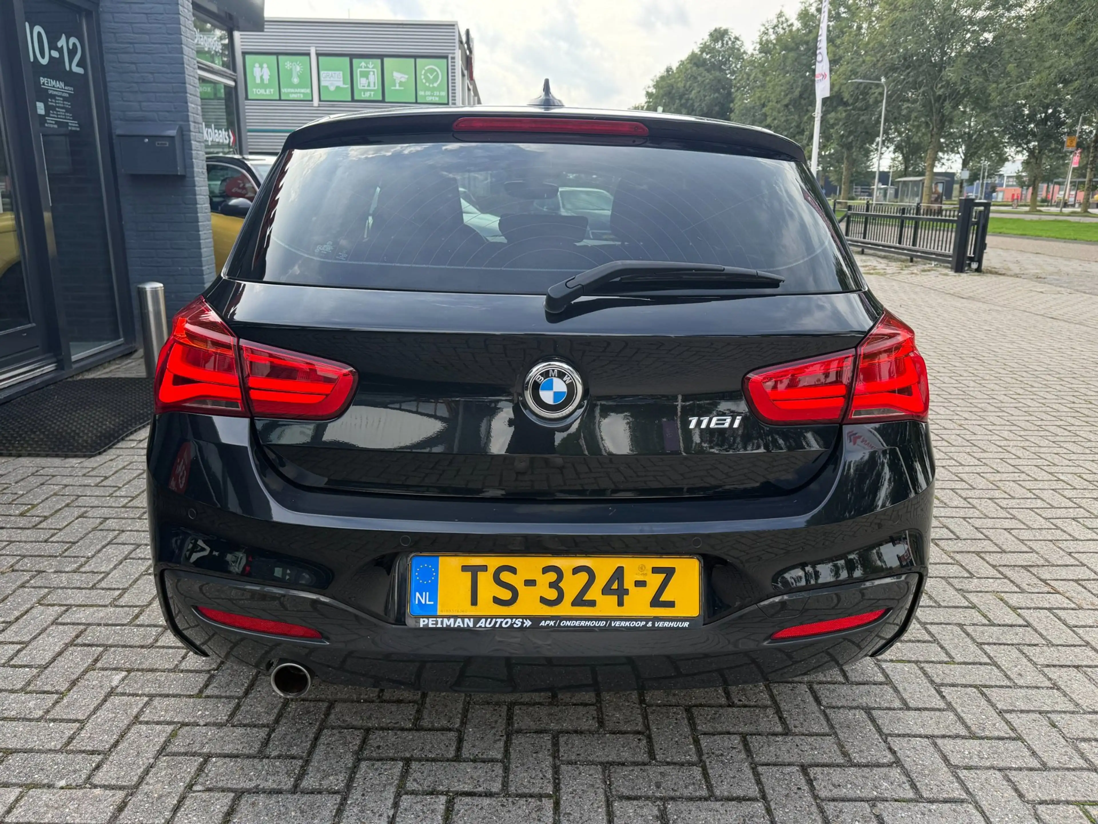 BMW 118 1-serie 118i High Executive | M Sport shadow | Sto — photo 9