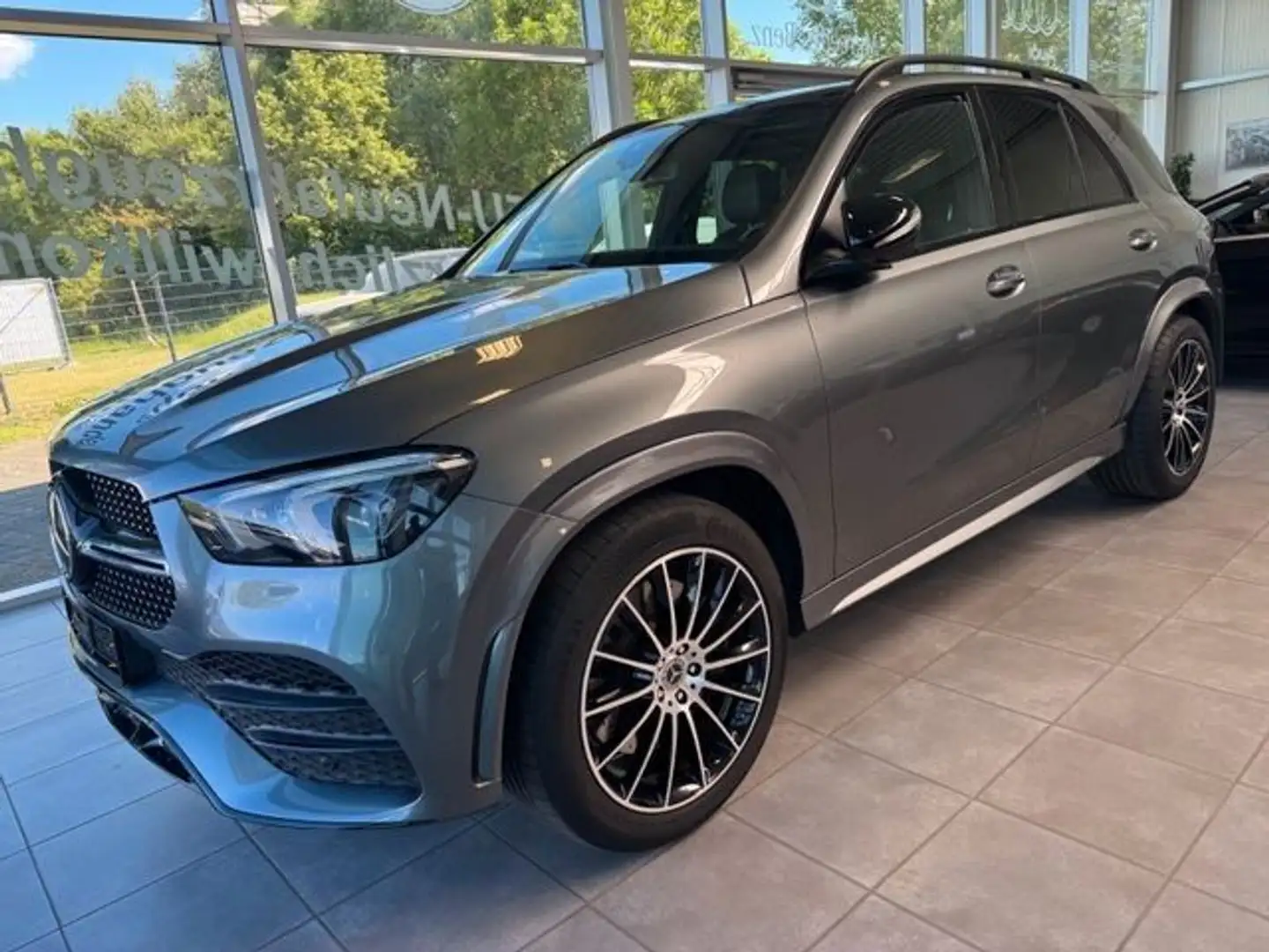 Mercedes-Benz GLE 450 4 Matic/Panodach/AMG-LINE/Burmester/AHK Grau - 2