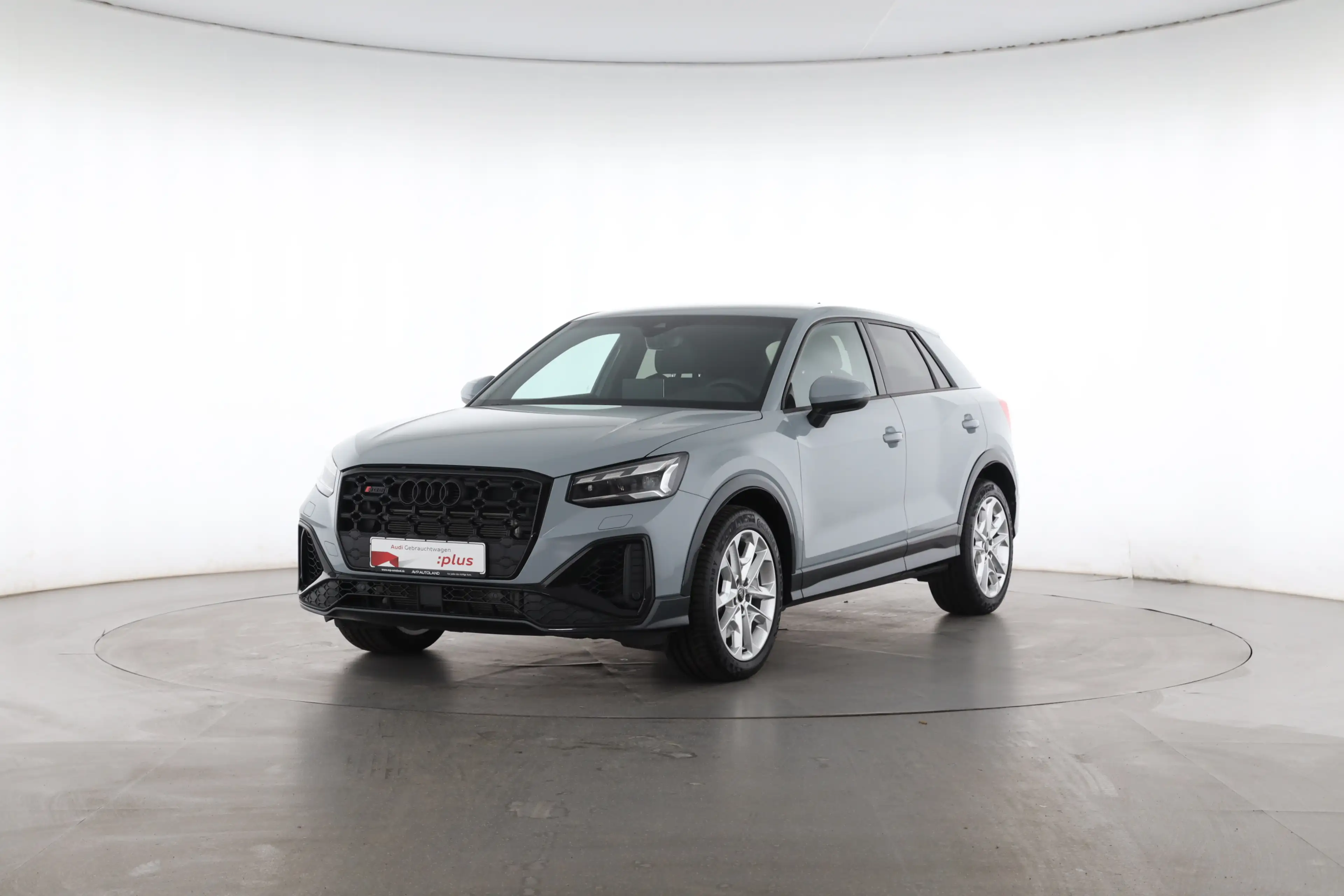 Audi SQ2 TFSI quattro S tronic MATRIX-LED | AHK — photo 2