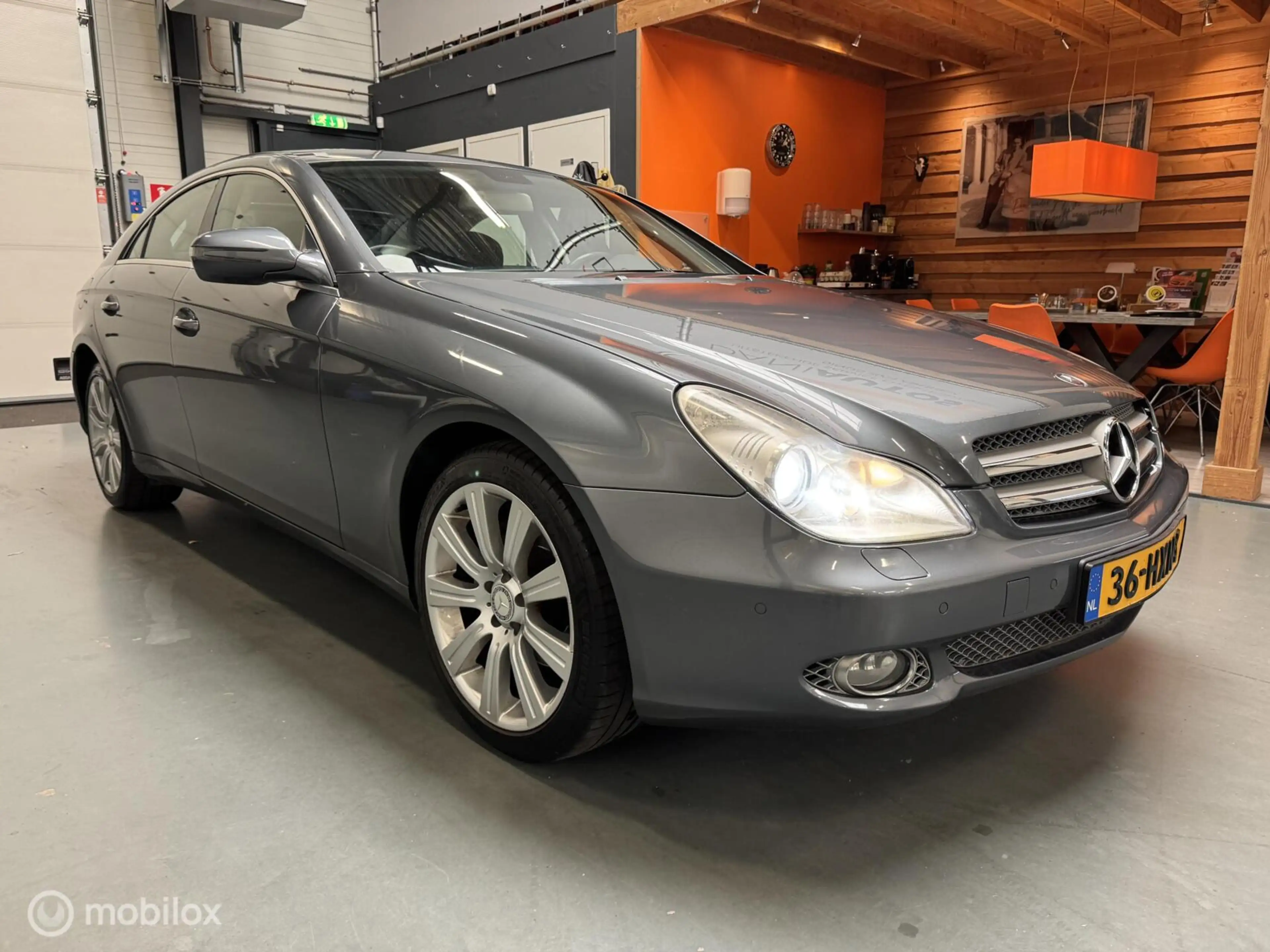 Mercedes-Benz CLS 320 CDI V6 Prestige Leer|Navi|NL-Auto — photo 20
