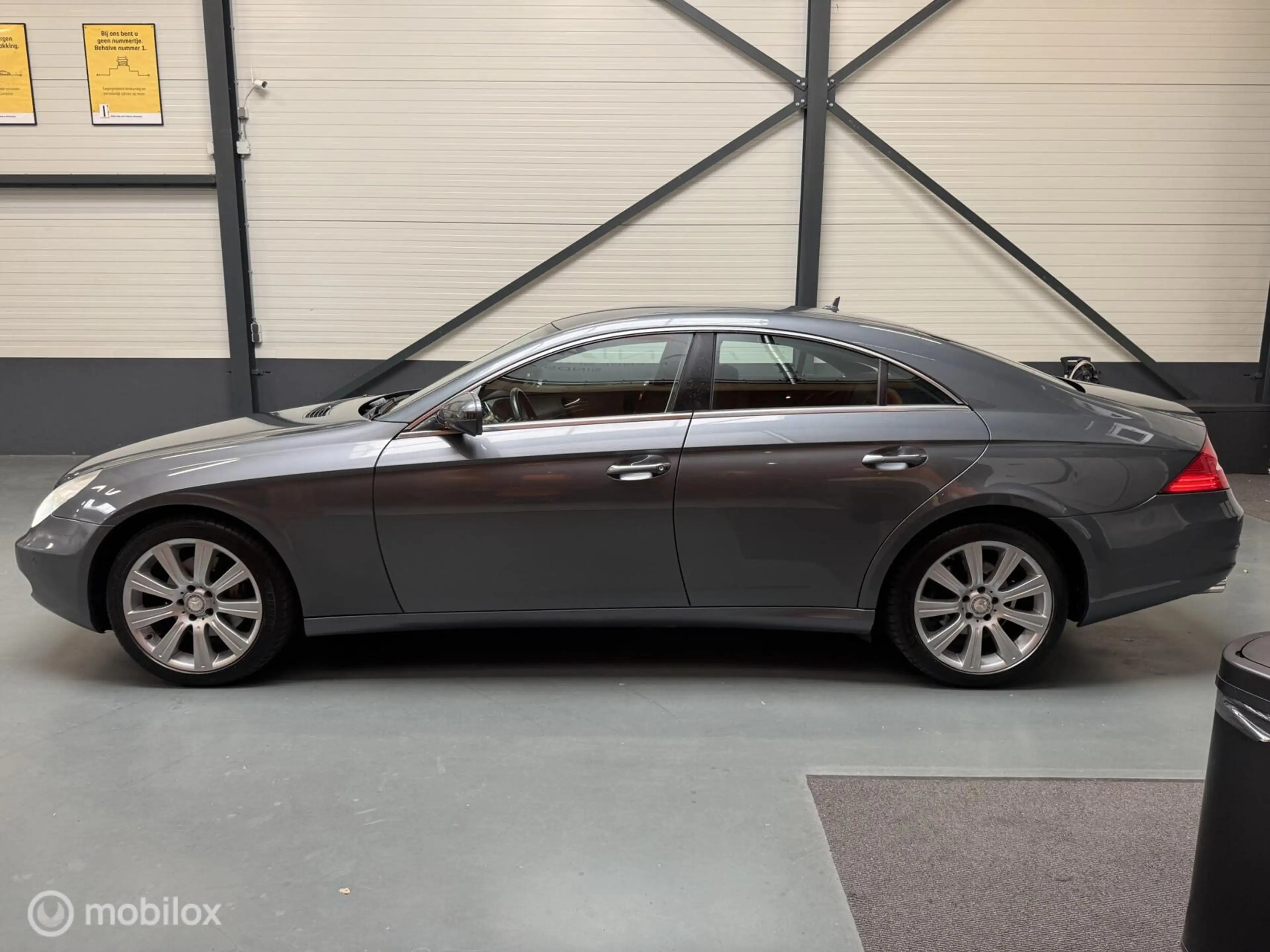 Mercedes-Benz CLS 320 CDI V6 Prestige Leer|Navi|NL-Auto — photo 17