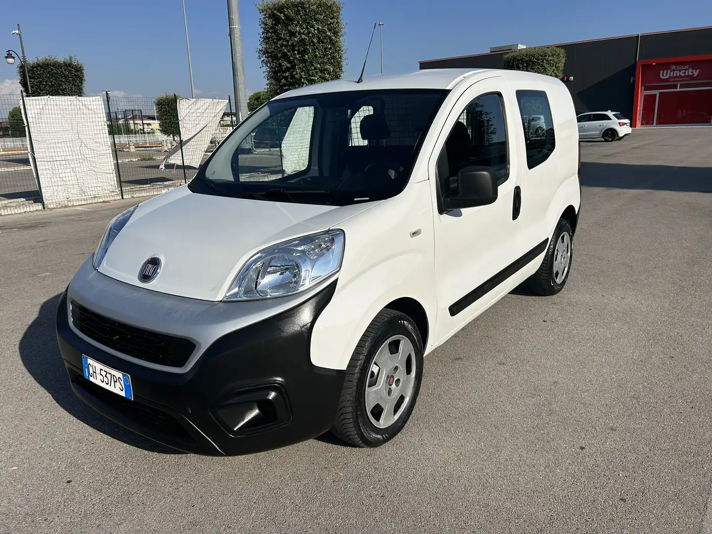 Fiat Fiorino 1,3 Mjt 85cv cargo Bianco - 1