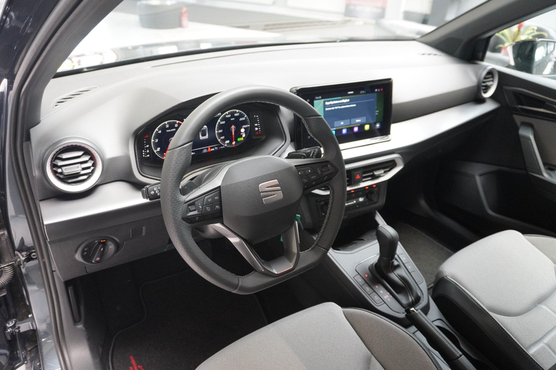 SEAT Arona FR 1.0 TSI DSG*NEUES MODELL*NAVI*ACC*AHK* — photo 10
