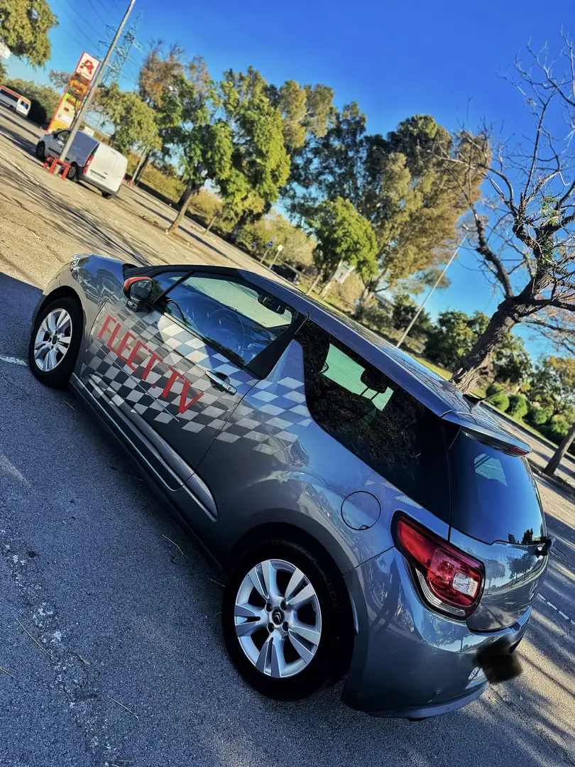 Citroen DS3 1.6HDI 99gr Gris - 2