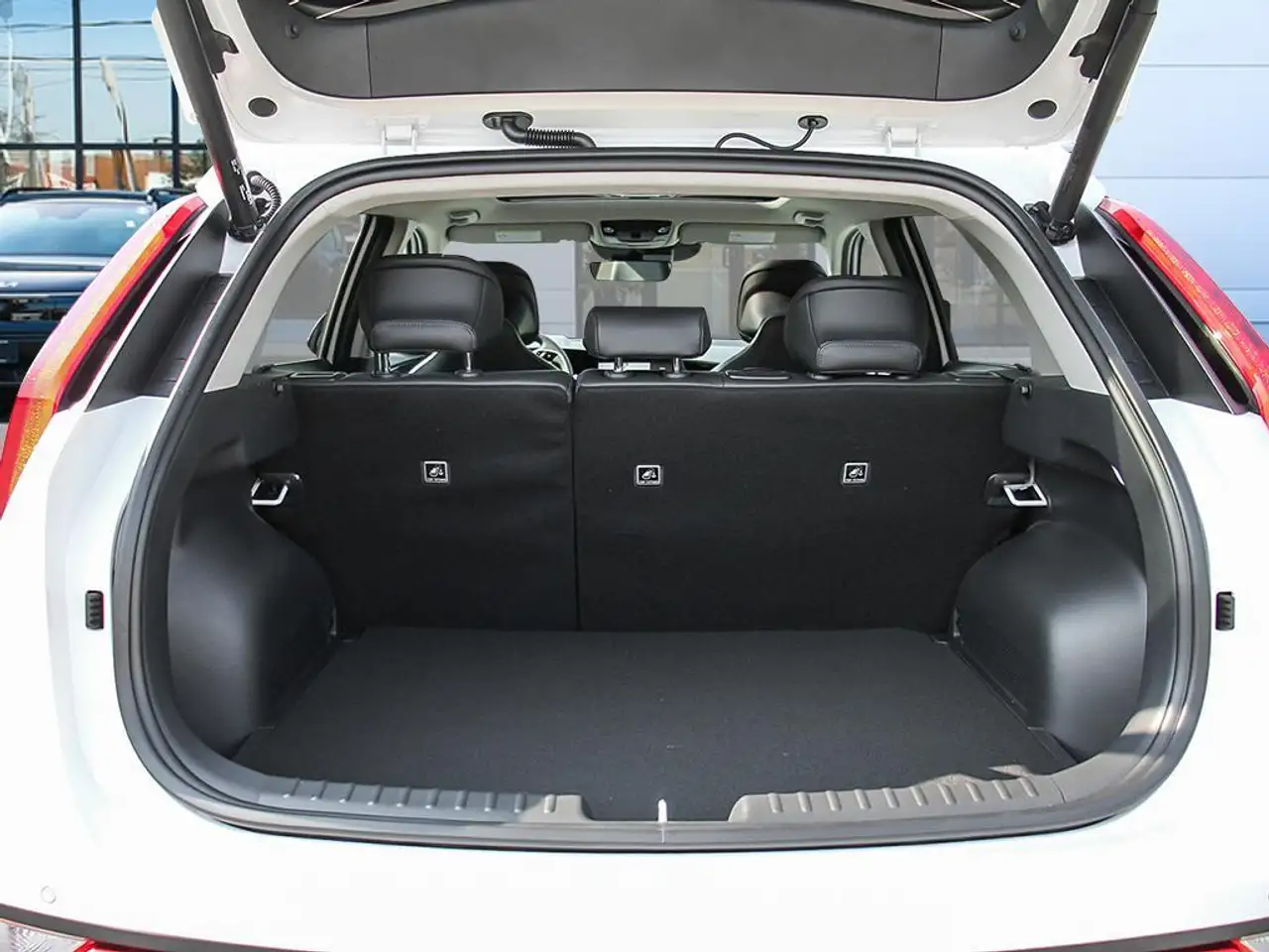 Kia Niro снимка Kia Niro