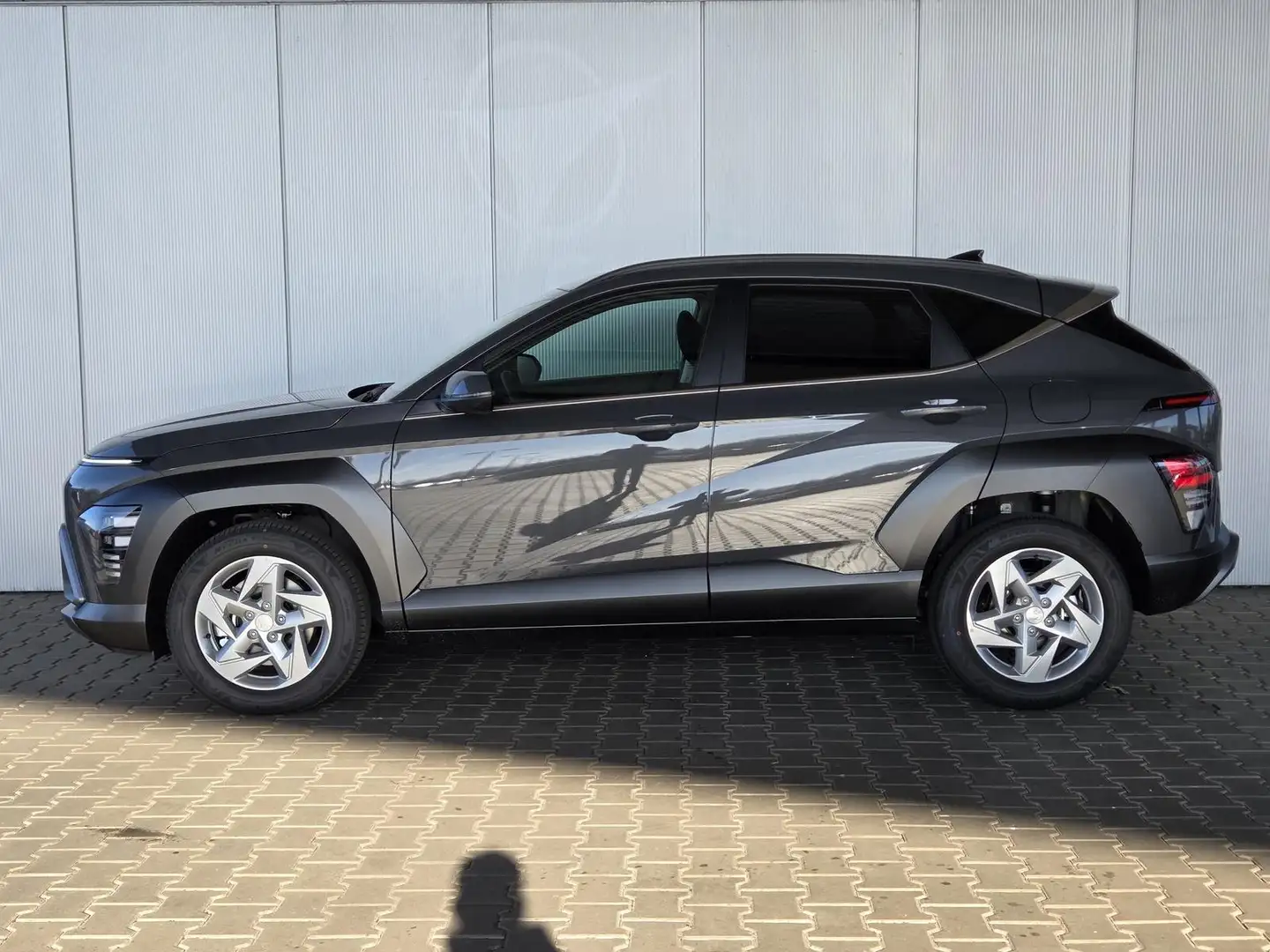 Hyundai KONA 1.6 T-GDI DCT 170 HP 4WD Prime / ACC LED 4XSitz... Grau - 2
