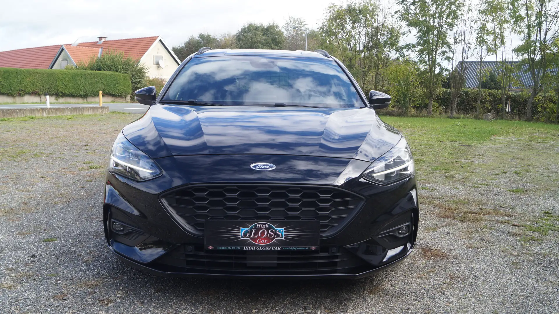Ford Focus Traveller 1.0 EcoBoost,ST-Line Business,UNFALLFREI Schwarz - 2