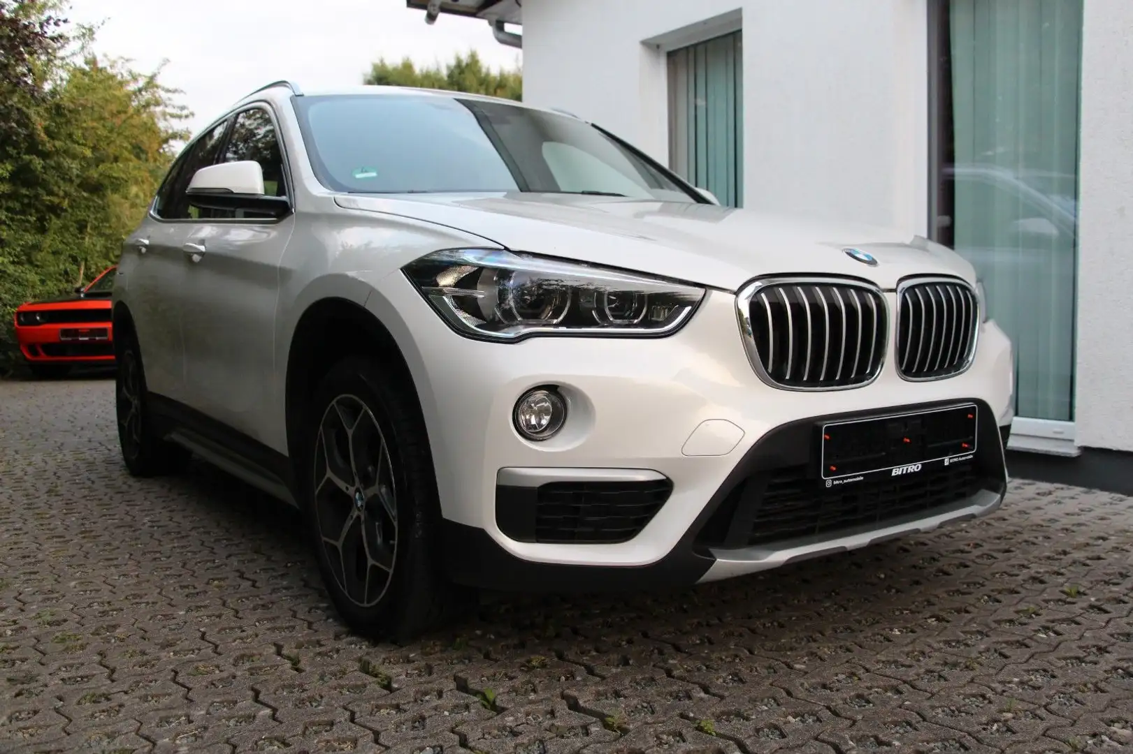 BMW X1 xDrive 25 d xLine AHK/Ambiente/HUD/Leder/Navi Blanc - 1