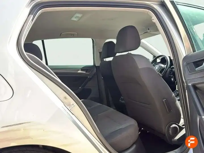 Volkswagen Golf VII Variant 1.0 TSI BMT Advance 2019, foto 14