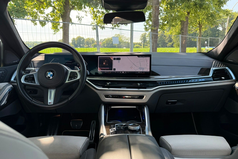 BMW X6 30d xDrive M Sport PRO LUFTF*PANO*H&K*AHK*LED — photo 11