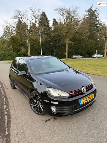 Volkswagen Golf GTI 2.0