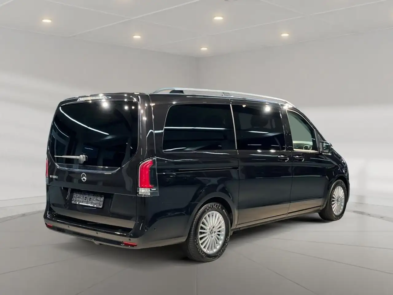 Mercedes-Benz V 300 d **MBUX,Navi,Burmester,Sport,el.Schiebe,R-Cam 2