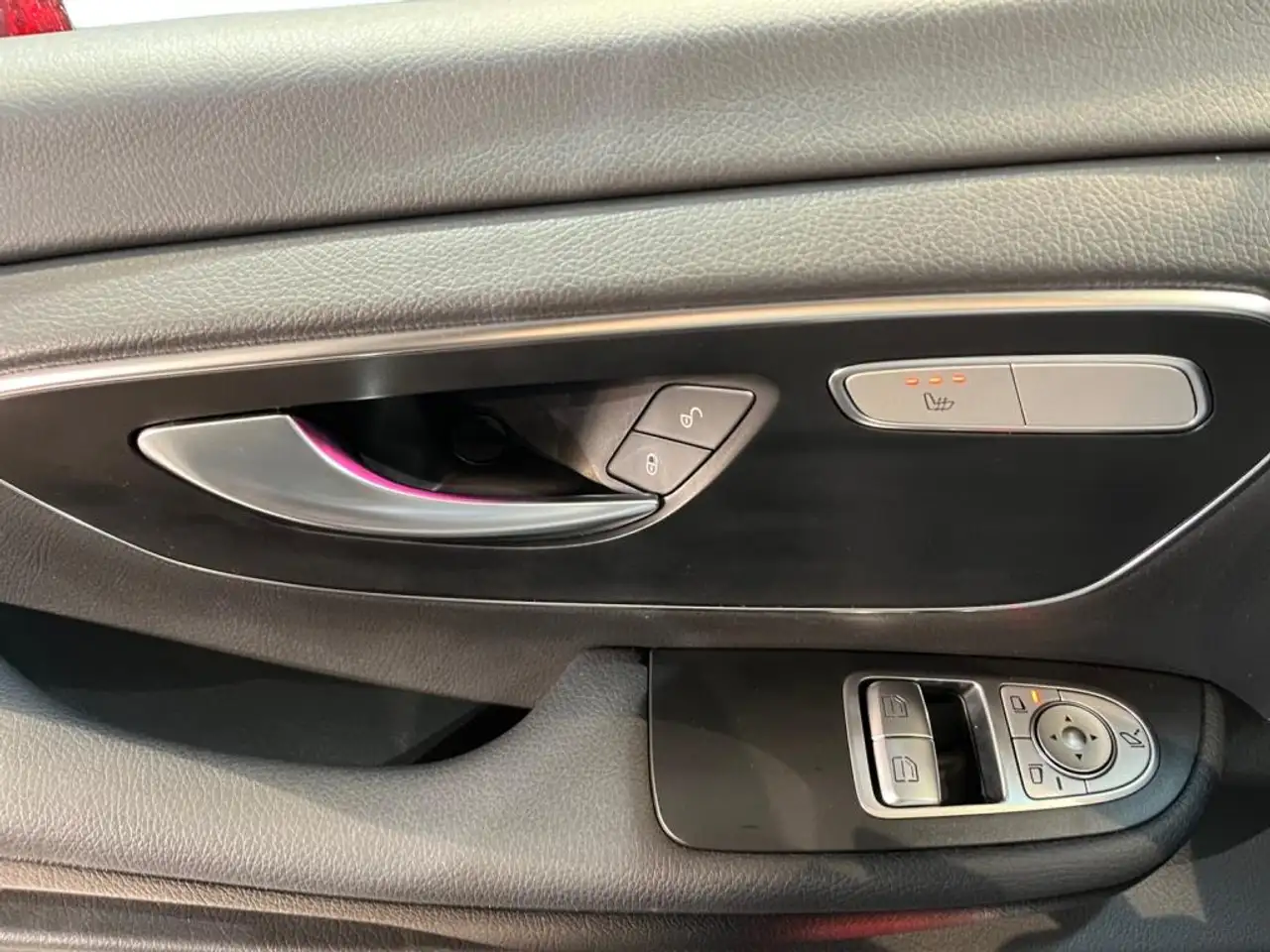 Mercedes-Benz V 300 d **MBUX,Navi,Burmester,Sport,el.Schiebe,R-Cam 15