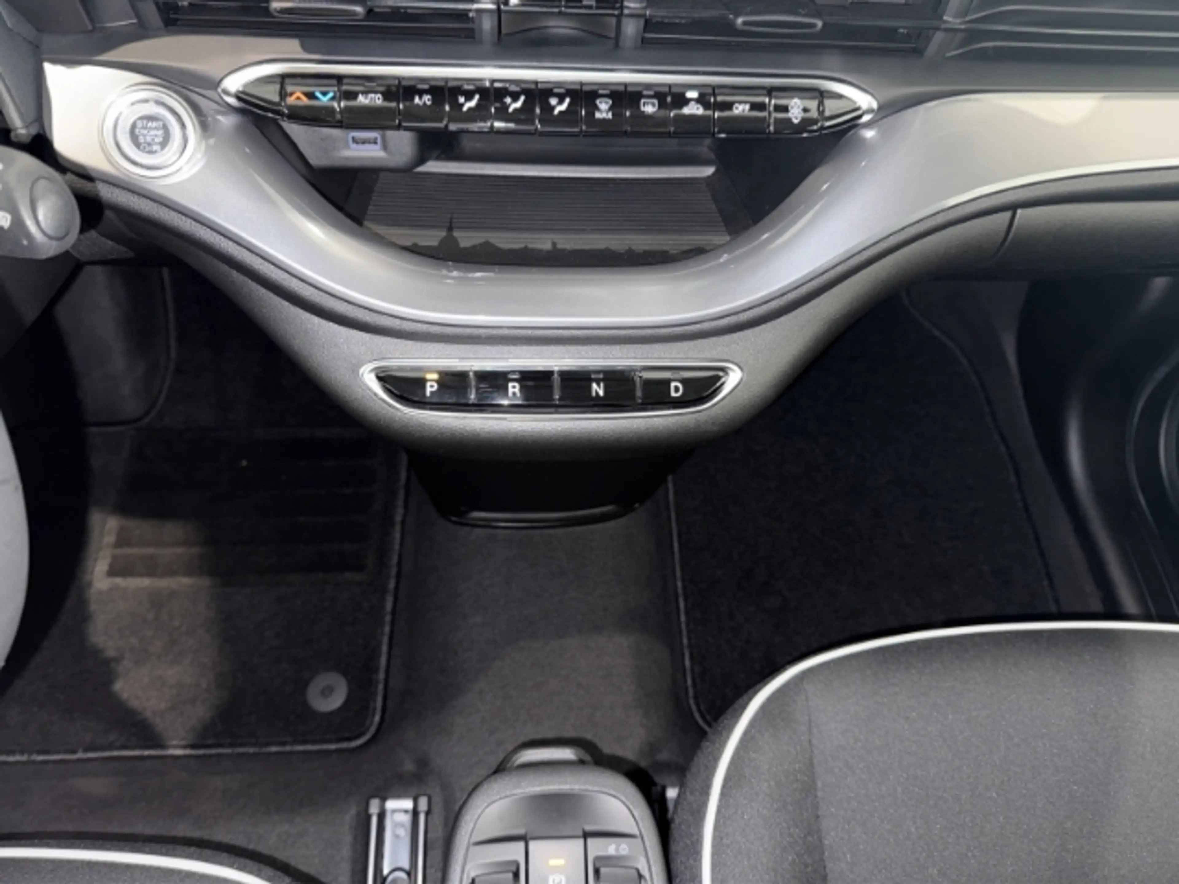 Fiat 500e Basis/Navi/RFK/Alu/Apple&Android — photo 13