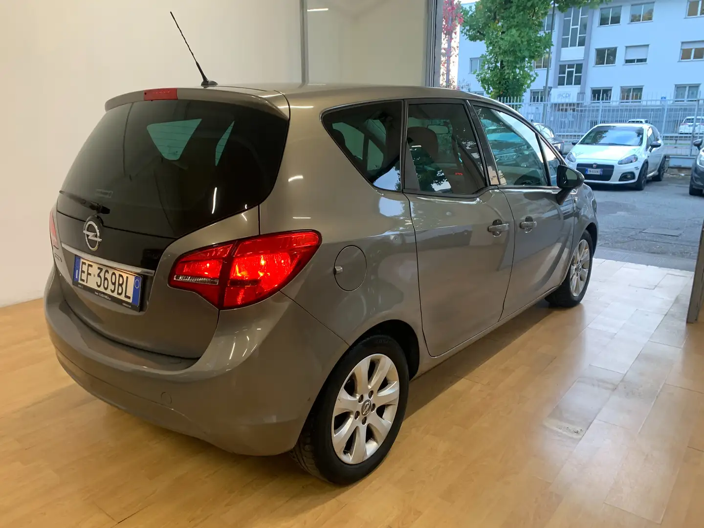 Opel Meriva 1.4 Cosmo Beige - 2