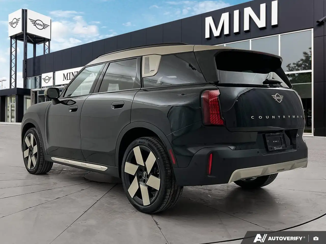 MINI Countryman снимка MINI Countryman