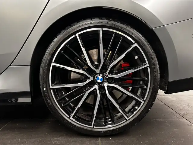 BMW 2 Series view 6